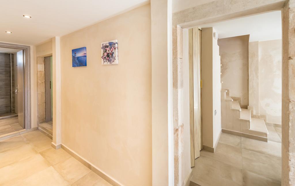 Villa Callisto- Elegant Restored Villa With Pool Yírion المظهر الخارجي الصورة
